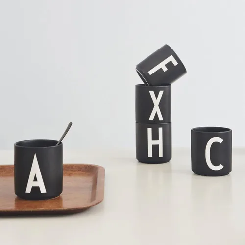 Miniatura 2 de Design Letters Taza de café con inicial A-Z Taza de café de Navidad con monograma para hombres, mujeres, tazas de porcelana de 11 onzas, taza