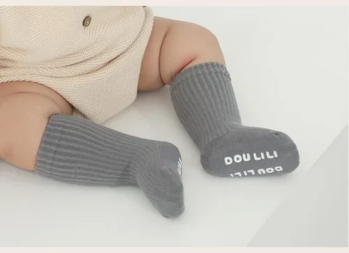 Miniatura 6 de QandSweet Calcetines de algodón peinado para bebé, calcetines de tobillo antideslizantes para recién nacidos