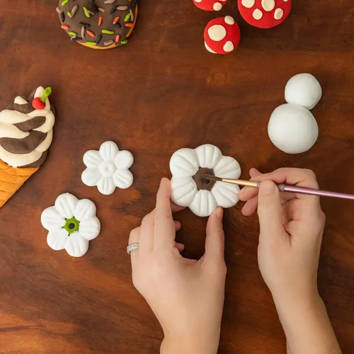 Miniatura 4 de White Air Dry - Arcilla de espuma para niños, 3.3 libras, arcilla suave para modelar a granel con funda de transporte y bolsas herméticas con cierre