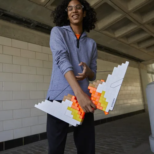 Miniatura 9 de Nerf Minecraft Sabrewing Arco Lanzador Motorizado, 8 Dardos Elite, Clip de 8 Dardos, Lanzadores de Espuma de Juguete Eléctricos Totalmente