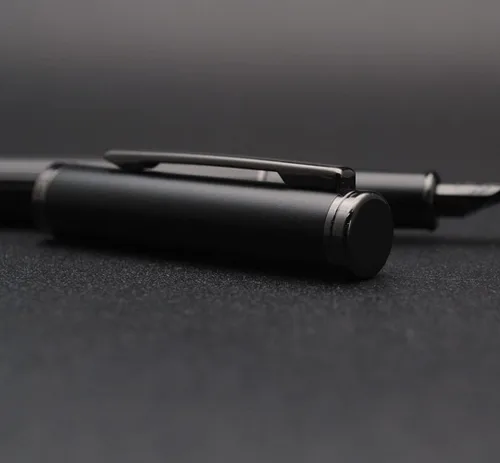 Miniatura 3 de JINHAO Serie 88 Pluma estilográfica de metal (negro, punta EF 0.015 in)