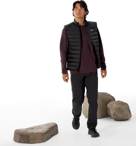 Miniatura 5 de Arc'teryx Chaleco Cerium para hombre Chaleco de plumón ligero, cálido y versátil
