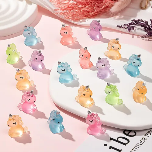 Miniatura 4 de HFAYDZSW 60 piezas de figuritas de unicornio mini de resina luminosas, ornamento pequeño de unicornio que brilla en la oscuridad para jardín