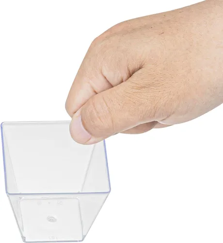 Miniatura 7 de Restaurantware - Mini tazas Kova de 4 onzas, 100 tazas cuadradas pequeñas para aperitivo: duradero, desechable, taza de parfait de plástico