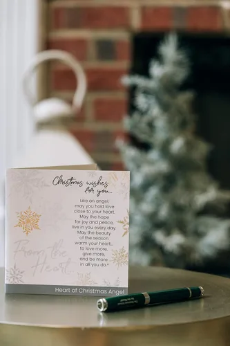 Miniatura 5 de Hermoso ángel de amor con deseos navideños para familiares y amigos