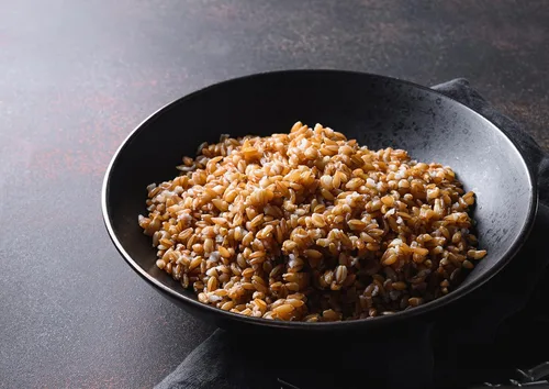 Miniatura 5 de Food to Live Bayas de espelta, 1 libra, un nutritivo grano antiguo para cocinar, hornear o refrigerios saludables. Rico en fibra, proteínas