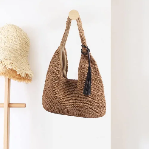 Miniatura 5 de Bolso de hombro de paja grande suave tejido a mano con borlas negras Boho paja asa tote retro verano playa bolsa de ratán bolso