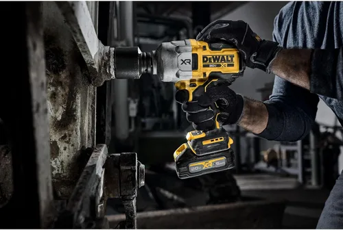 Miniatura 11 de DEWALT Kit de llave de impacto inalámbrica 20V MAX XR de 3/4 pulgadas con batería POWERSTACK y cargador (DCF964GH1)