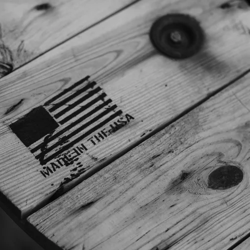 Miniatura 7 de Flags of Valor Decoración de pared de madera de la Guardia Costera de los Estados Unidos, bandera de servicio militar enmarcada en 3D, fabricada