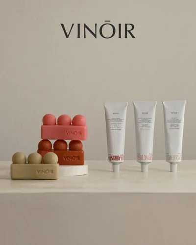 Miniatura 7 de VINOIR Decanting Shampoo Bar LE PIQUE-NIQUE - Jabón limpiador masajeador de cuero cabelludo con burbujas ricas - Cabello nutritivo y saludable