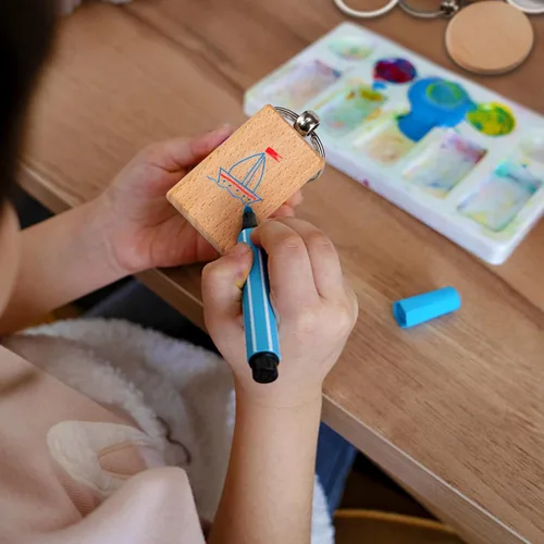 Miniatura 4 de Yangbaga 100 piezas de rebanadas de madera natural, llavero de madera en blanco sin terminar para grabado láser, manualidades de Navidad, círculos