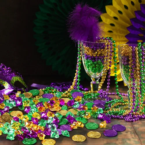 Miniatura 5 de Crowye Juego de 180 monedas falsas del tesoro pirata, gemas de plástico y collar de cuentas, juego de joyas para piratas, aventura, carnaval, Dorado