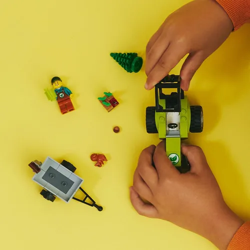 Miniatura 3 de Lego 60390 City Great Vehicles Park Tractor Farmhouse Toy Kit de construcción con animales de juguete, incluye minifigura, a partir de 5 años, idea
