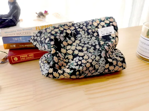 Miniatura 8 de HAPPYHEIDI Bolsa de maquillaje estética para mujer con compartimento para accesorios con cremallera para cosméticos, viajes, organizador de bolsos