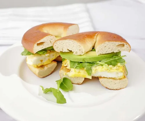 Miniatura 6 de Hero Classic Plain Bagel - 4 g de carbohidratos netos, 19 g de proteína, alta fibra, 130 calorías por porción (10 bagels, 2 paquetes de 5)