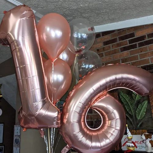 Miniatura 5 de Globos de oro rosa para cumpleaños número 16 para niñas, 40 pulgadas de gran tamaño, globos de lámina de mylar con el número 1 y 6, autoinflables