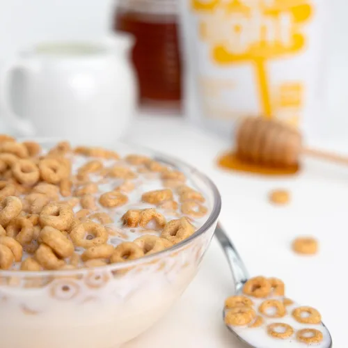 Miniatura 5 de Oats Overnight Cereal de avena con miel, avena durante la noche con 0.71 onzas de proteína de suero de leche, batido de proteína de desayuno alto