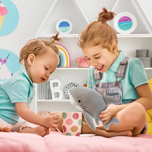 Miniatura 5 de DolliBu - Peluche de tiburón – Animal de peluche súper suave tiburón gris marino, animal marino realista de peluche para niños y niñas, lindo