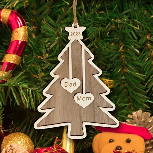 Miniatura 21 de Adorno de Navidad familiar personalizado 2023, adornos de madera para árbol de Navidad con cuerda pequeña, de 1 a 10 nombres personalizados