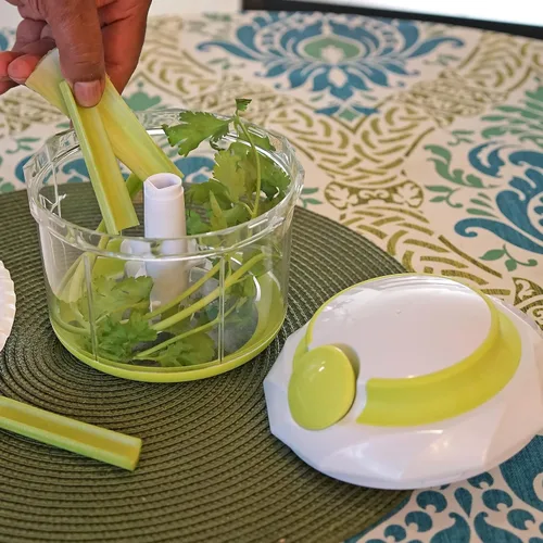 Miniatura 2 de Picador manual de alimentos – 4.5 tazas de verduras y carne, cortador de cocina para cebollas, nueces, hierbas y más