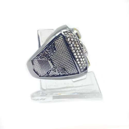 Miniatura 5 de Legacy Rings Anillo de trofeo del campeonato de fútbol de fantasía 2023 Gunmetal y tono dorado Premio para campeón FFL talla 11