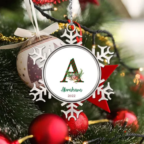 Miniatura 3 de Monograma inicial letra A copo de nieve, adorno de bayas de pino de Navidad para decoración de árbol de Navidad, adornos de Navidad personalizados