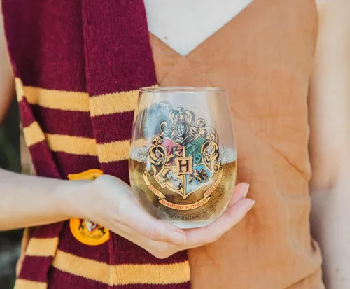 Miniatura 2 de Silver Buffalo Harry Potter Hogwarts Crest - Vaso sin tallo con caja de exhibición, 20 onzas Escudo clásico de Hogwarts de Harry Potter