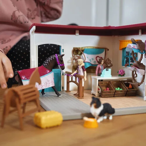 Miniatura 4 de Schleich Horse Club - Juego de 67 piezas de Sofia's Tack Shop con figura de caballo de juguete, 2 figuras de acción posables y accesorios, juguetes