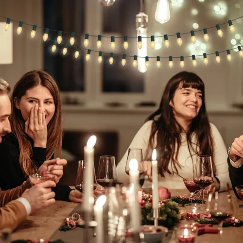 Miniatura 4 de Oviejo - Paquete de 25 bombillas C9 transparentes de repuesto para luces navideñas, lámparas o candelabros - Bombillas C9 de base intermedia E17