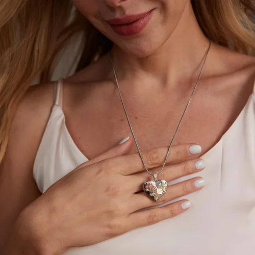 Miniatura 6 de Fanery sue Butterfly Locket Necklace with Picture Inside, Forever in My Heart Locket That Holds 2 Photos Personalized Heart Lockets Pendant Jewelry