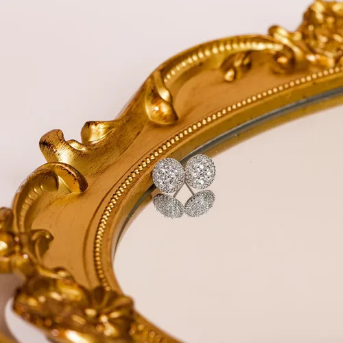 Miniatura 4 de PAVOI Aretes de plata de ley chapados en oro de 14 quilates para mujer Mini disco de circonita cúbica pavimentada Aretes de oro para mujer