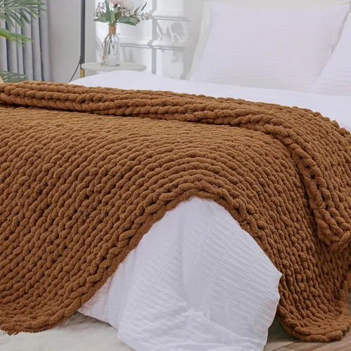 Miniatura 18 de Bigacogo Manta de punto grueso para sofá, 51 x 63 pulgadas, 100% tejida a mano con hilo de felpilla grueso jumbo, acogedoras y suaves mantas grandes