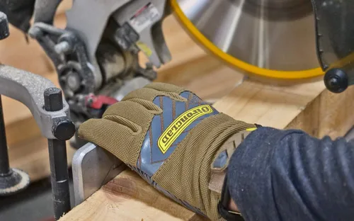 Miniatura 4 de Guantes de trabajo Ironclad Command Grip; guantes para pantalla táctil, palma y dedos conductivos, agarre extremo, duradero, buen rendimiento Marrón