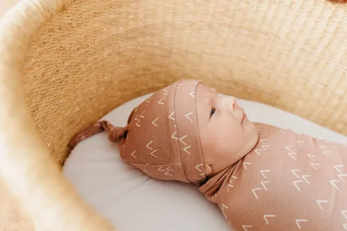 Miniatura 5 de Copper Pearl - Gorro de bebé con nudo superior elástico suave Rocky