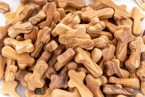 Miniatura 5 de Zuluf 100 cruces pequeñas de madera de olivo de Belén Israel Cruces de bolsillo Viene con 100 certificados de Tierra Santa de 2.4 in / 2.5