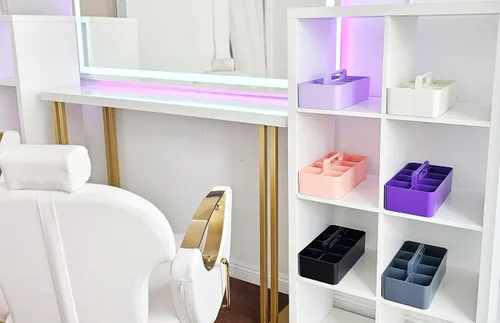 Miniatura 7 de Nuevo Organizador de Maquillaje Portátil de Plástico Caddy Tote Cesta Dividida con Asa, para Almacenamiento de Baño - Contiene Brochas de Maquillaje