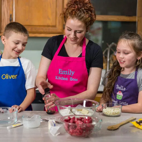 Miniatura 5 de Delantal bordado personalizado hecho en Estados Unidos para niños, niñas, niños, divertido regalo de chef de cocina