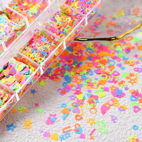 Miniatura 2 de Juego de 12 cuadrículas coloridas con diseño de corazón para uñas, lentejuelas con purpurina 3D, holográfico, paquete mixto, diseños de letras