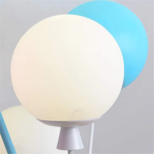 Miniatura 5 de RUNNUP Candelabro creativo de globos con casa de madera, 7 luces, cristal multicolor, colgante de techo para dormitorio infantil, habitación
