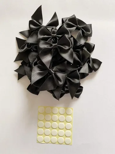 Miniatura 4 de 25 lazos de cinta de satén con almohadillas de gel adhesivas extraíbles (negro)