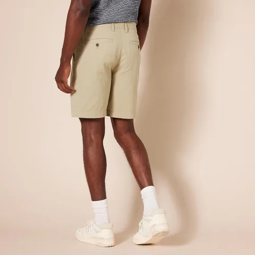 Miniatura 3 de Tienda Essentials Pantalón corto ajustado 9" para hombre