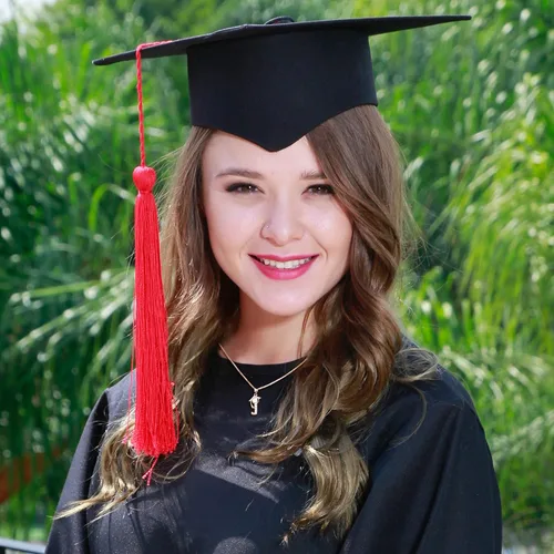Miniatura 2 de Regalos de graduación para ella 2021 collares con inicial 26 iniciales con dije de gorra significativa collar de graduación regalos de amistad
