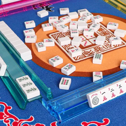 Miniatura 6 de Juego de Mahjong Americano GUSTARIA, 166 fichas blancas de calidad, 4 estantes/empujadores de color todo en uno, juego completo de fichas de Mahjong