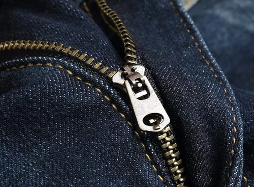 Miniatura 6 de OIIIO Jeans elásticos rasgados de ajuste regular para hombre