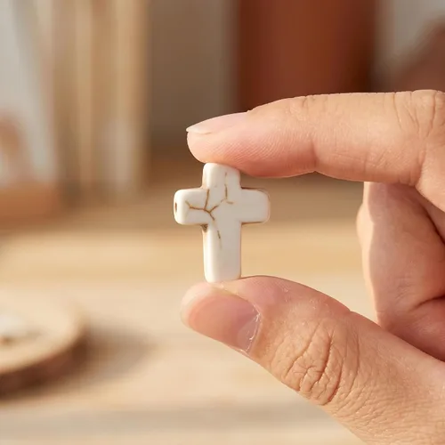 Miniatura 7 de Jucoan 240 cuentas espaciadoras de cruz blanca y turquesa gruesa, cuentas pequeñas con dije de cruz religiosa para pulseras, collares, rosario