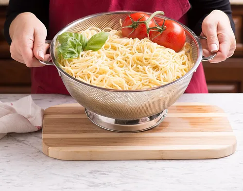 Miniatura 4 de Bellemain Colador de metal de 3 cuartos de galón con asa Pasta, espaguetis, bayas, frutas, verduras, cesta coladora de alimentos de cocina