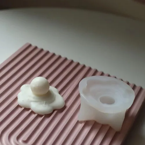 Miniatura 3 de Molde de silicona TOPYS para hacer velas con diseño de muñeco de nieve abstracto y adorable, decoración de fiesta de Navidad, forma de vela de epoxi
