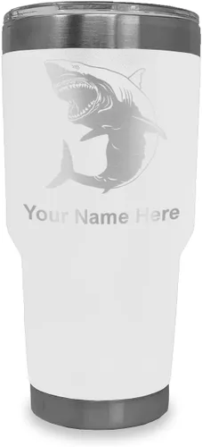 Miniatura 17 de LaserGram Vaso aislado al vacío de 20 onzas, gran tiburón blanco, grabado personalizado incluido (negro)
