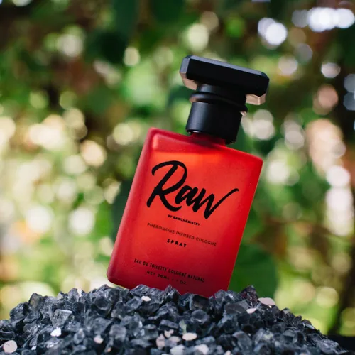 Miniatura 7 de RawChemistry Colonia con Feromonas Raw para Hombres – Spray de Colonia para Hombres Infundido con Feromonas – Perfume Raw para Hombres con Feromonas