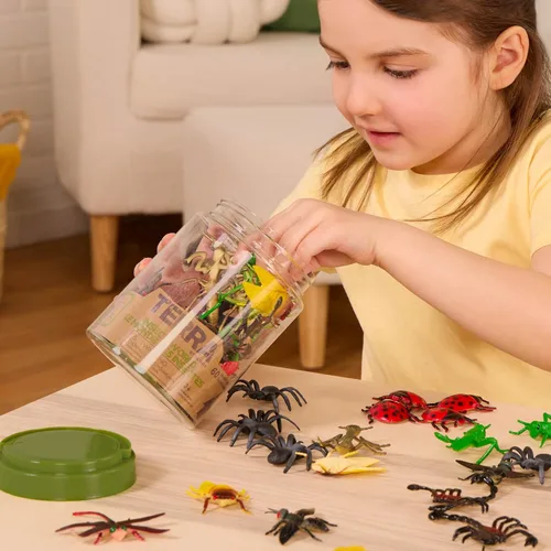 Miniatura 2 de Terra by Battat – Tubo de juguete de 60 piezas de insectos y bichos – Mini figuras de animales de plástico para niños – Hormigas, escorpiones